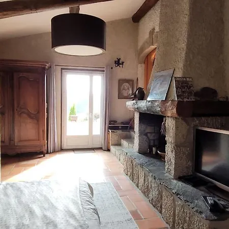 La Petite Ruche * Mazet-Saint-Voy